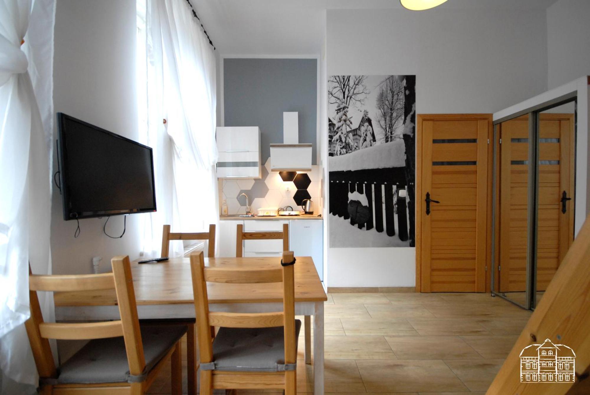 Franciszek Przy Parku Szwedzkim Apartment Szczawno-Zdroj Exterior photo